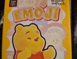 Top Toy Pooh Emoji Bear Figure